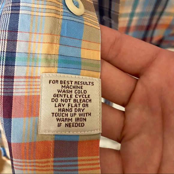 Peter Millar Short Sleeved Casual Button down Size: Large - Picture 3 of 6